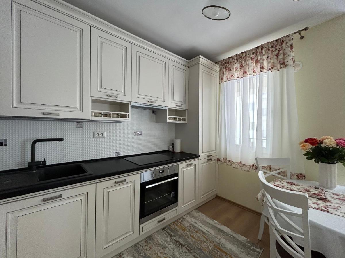 Apartament Rose Gura Humorului Kültér fotó